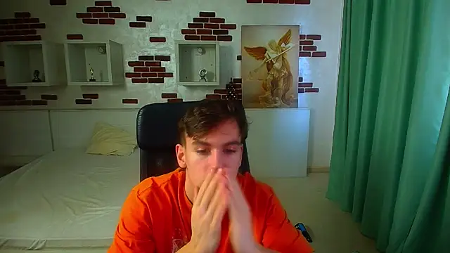 BradyFlint live sex cam