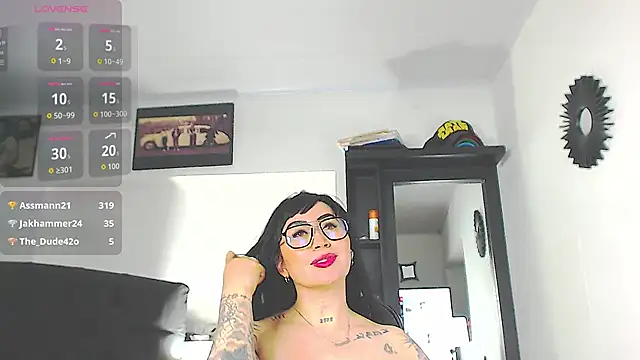 Vicky_hotmilf live sex cam