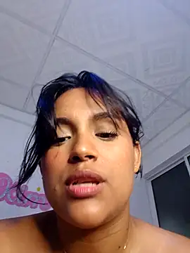 victoria_roussee live sex cam