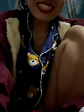 sukanaka99 live sex cam