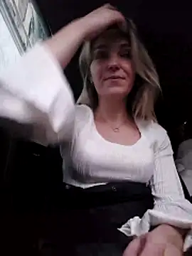 Crazy_lady69's cam snapshot