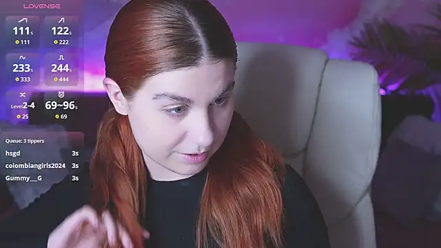 GingerPinky live sex cam