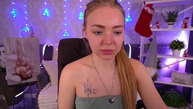 EmilySunshineS's cam snapshot