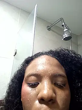 AmiraMorgan's cam snapshot