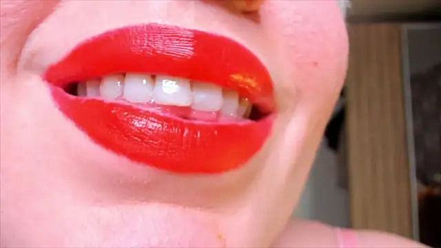 HotTiffani's cam snapshot