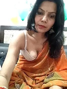 Noughty_lov's cam snapshot