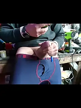 twistafatpipe live sex cam