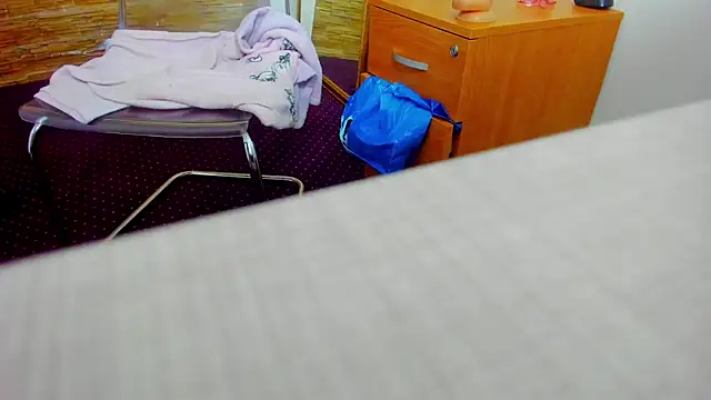 AishaRouhi live sex cam