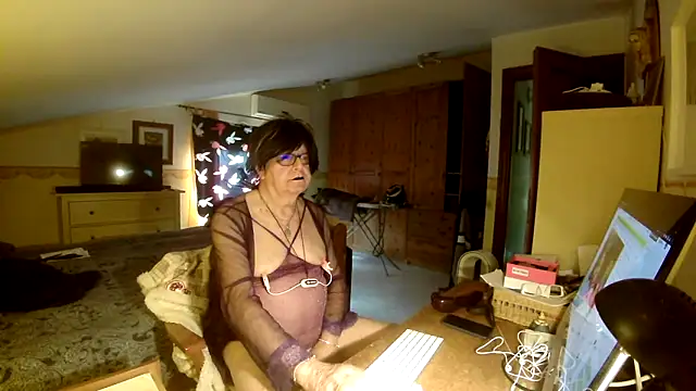 Sissypat53 live sex cam