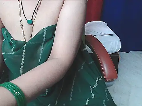 sunitha-3's cam snapshot