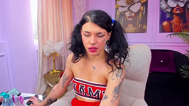 YasminWild's cam snapshot