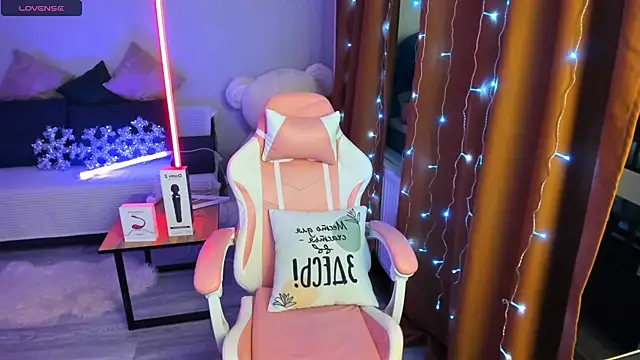 Queen_baby's cam snapshot