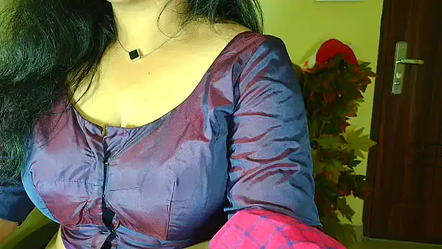 Mallu_MayaMadhav's cam snapshot