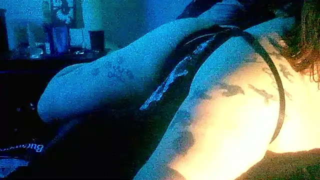 SPICYMISFIT's cam snapshot