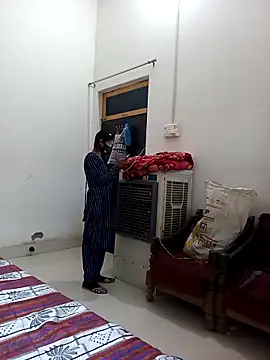 Riya_917's cam snapshot