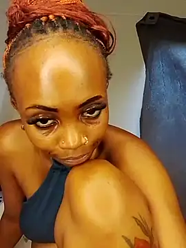 SeffieLucy live sex cam