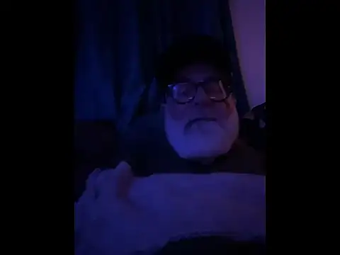 LeatherSdaddy's cam snapshot