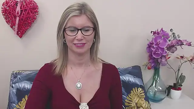 DoreenSexy's cam snapshot