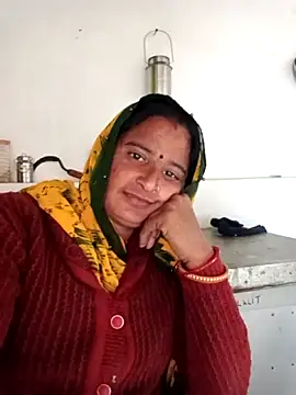 Quin_love143 live sex cam