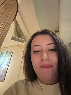 AndreaMood live sex cam