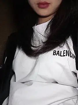 Lyly_yk2's cam snapshot