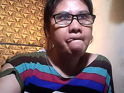 sweetsosie18 live sex cam