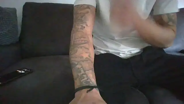 Kevoon991 live sex cam