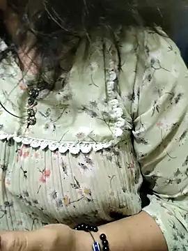 Sonali_Saxena live sex cam