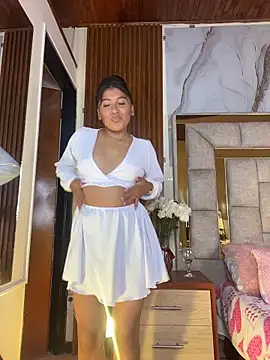 LinnaGardenia's cam snapshot