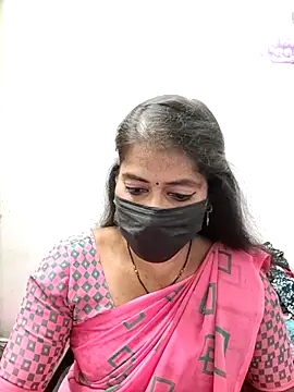 tamil_Sigappu_Roja's cam snapshot