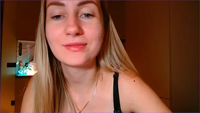 BluueSilk live sex cam