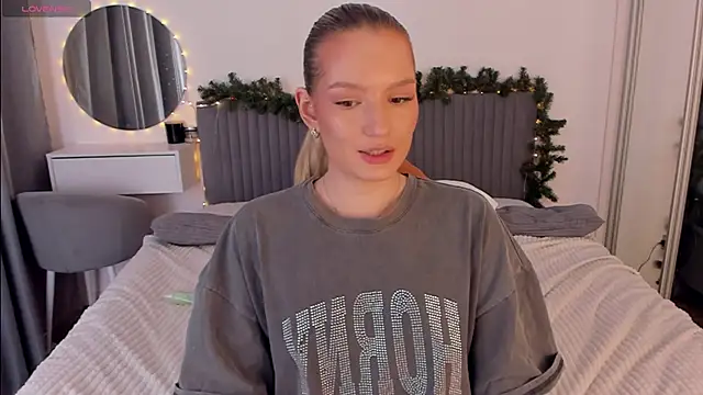 CassieRayss live sex cam