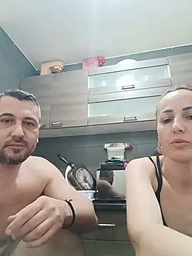 Aly-john1985's cam snapshot