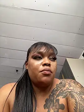 Iam-Sharifa's cam snapshot