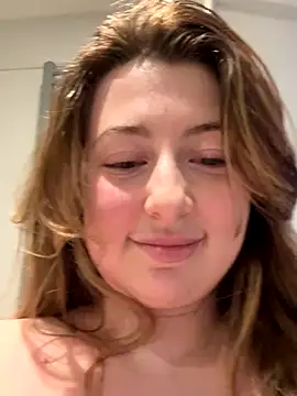 curvyflawless live sex cam