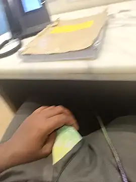 hotboy43339's cam snapshot