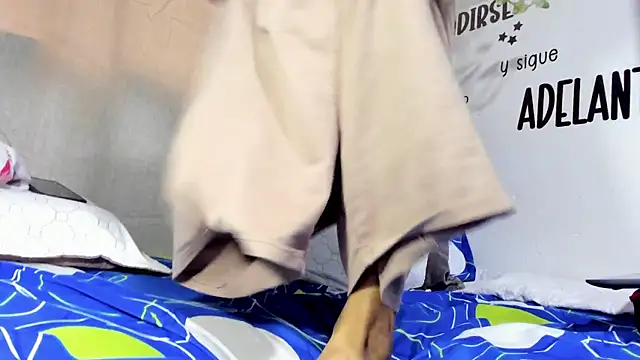 Aronxxs live sex cam