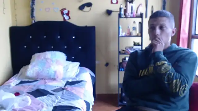 Violet_And_Smith live sex cam