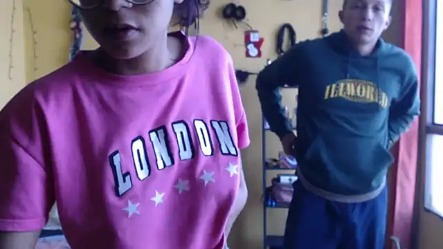 Violet_And_Smith live sex cam