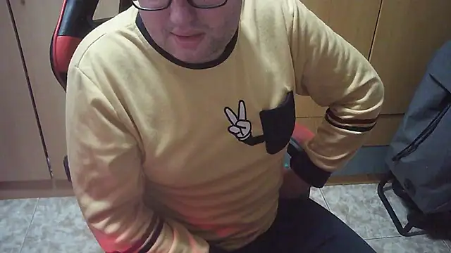 Javier_bear live sex cam