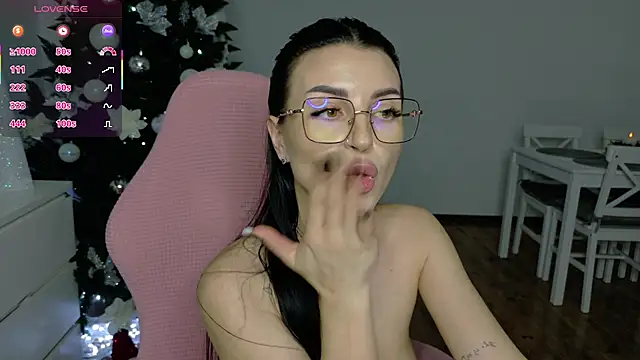 Lady_charm__'s cam snapshot