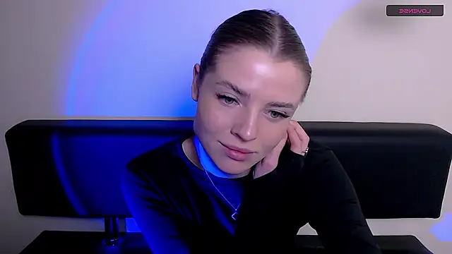 MissOliviaa_'s cam snapshot