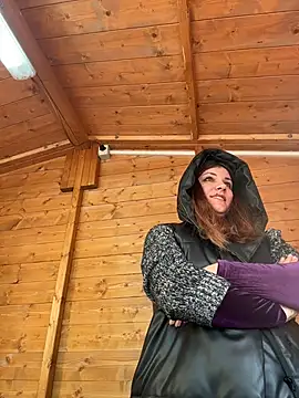 DaisyVibesss's cam snapshot