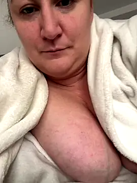 sweeti_Em live sex cam