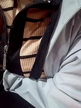 nat-tri's cam snapshot