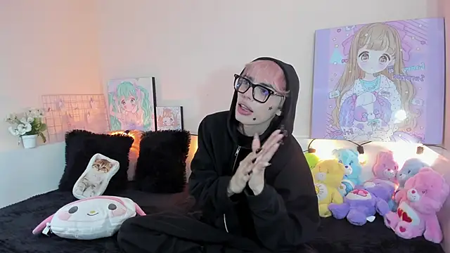 Strawberry_Kitty_ live sex cam