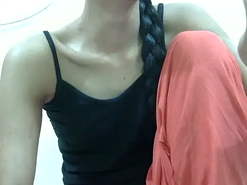 Anu_tiny live sex cam