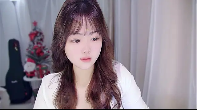 YUANYUAN-A live sex cam