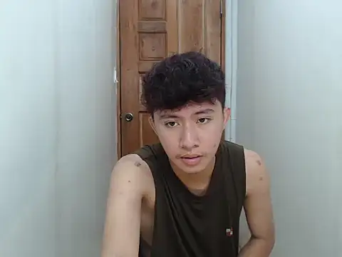 -asiantwink0000-'s cam snapshot