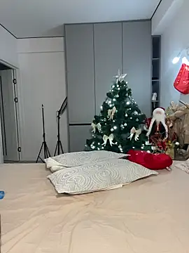 CurlyLara live sex cam